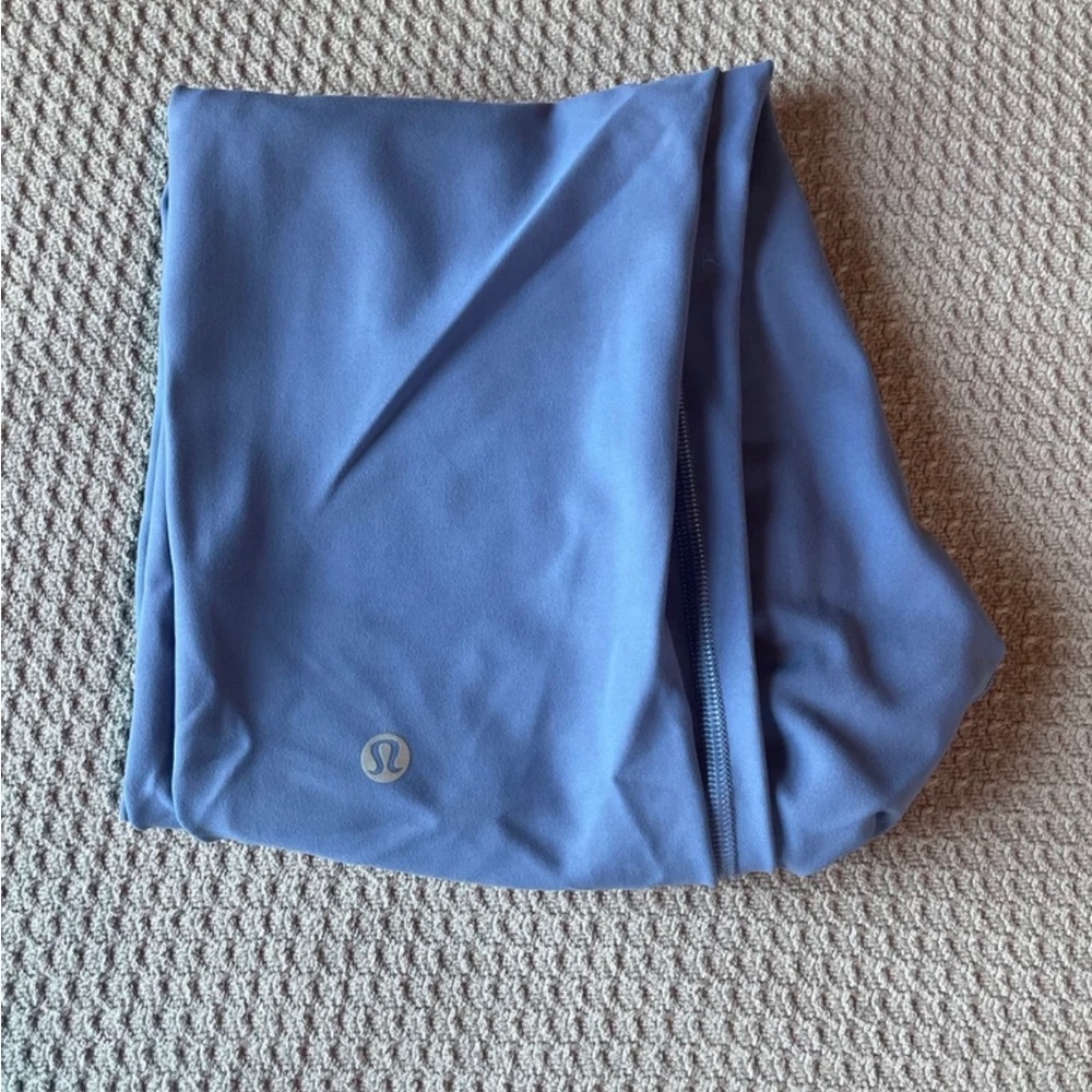 Lululemon Wunder Train Pant 25” in Size 8 WATERDROP
